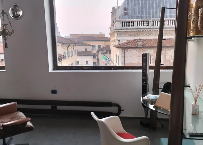 Spirit Of The Moon Apartment